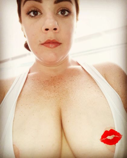 lilyluxx.8 OnlyFans picture