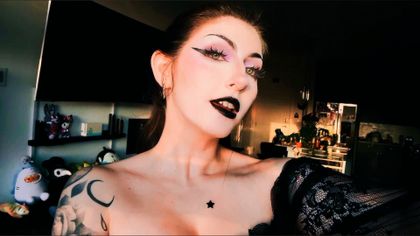 violencewithviolet OnlyFans picture