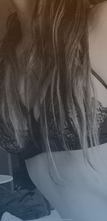 n0thingbutcakes OnlyFans picture