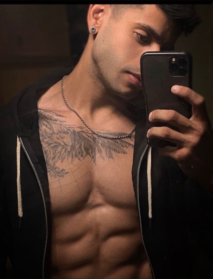 eeerik OnlyFans picture