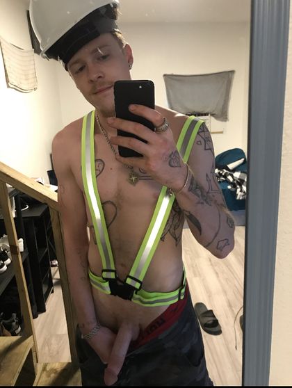 u181738715 OnlyFans picture