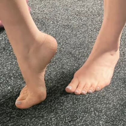 drippingmytoesin OnlyFans picture