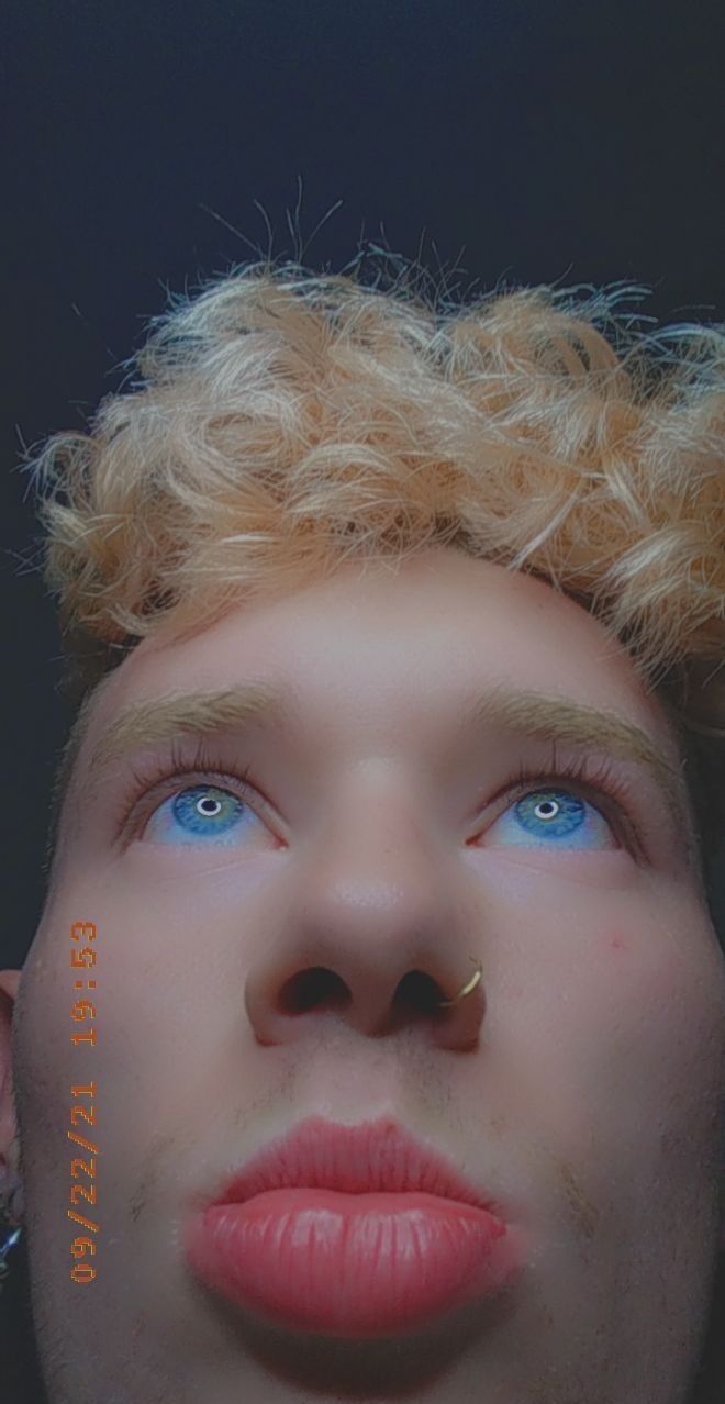 johnnyboi42001 OnlyFans profile picture