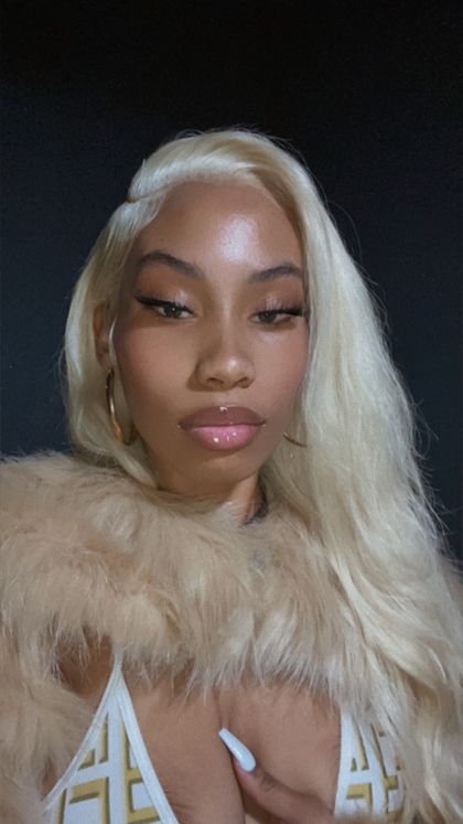 exxxpensiveee OnlyFans picture