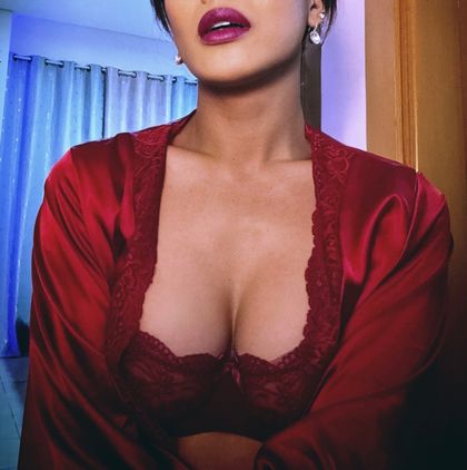 yvevel OnlyFans picture