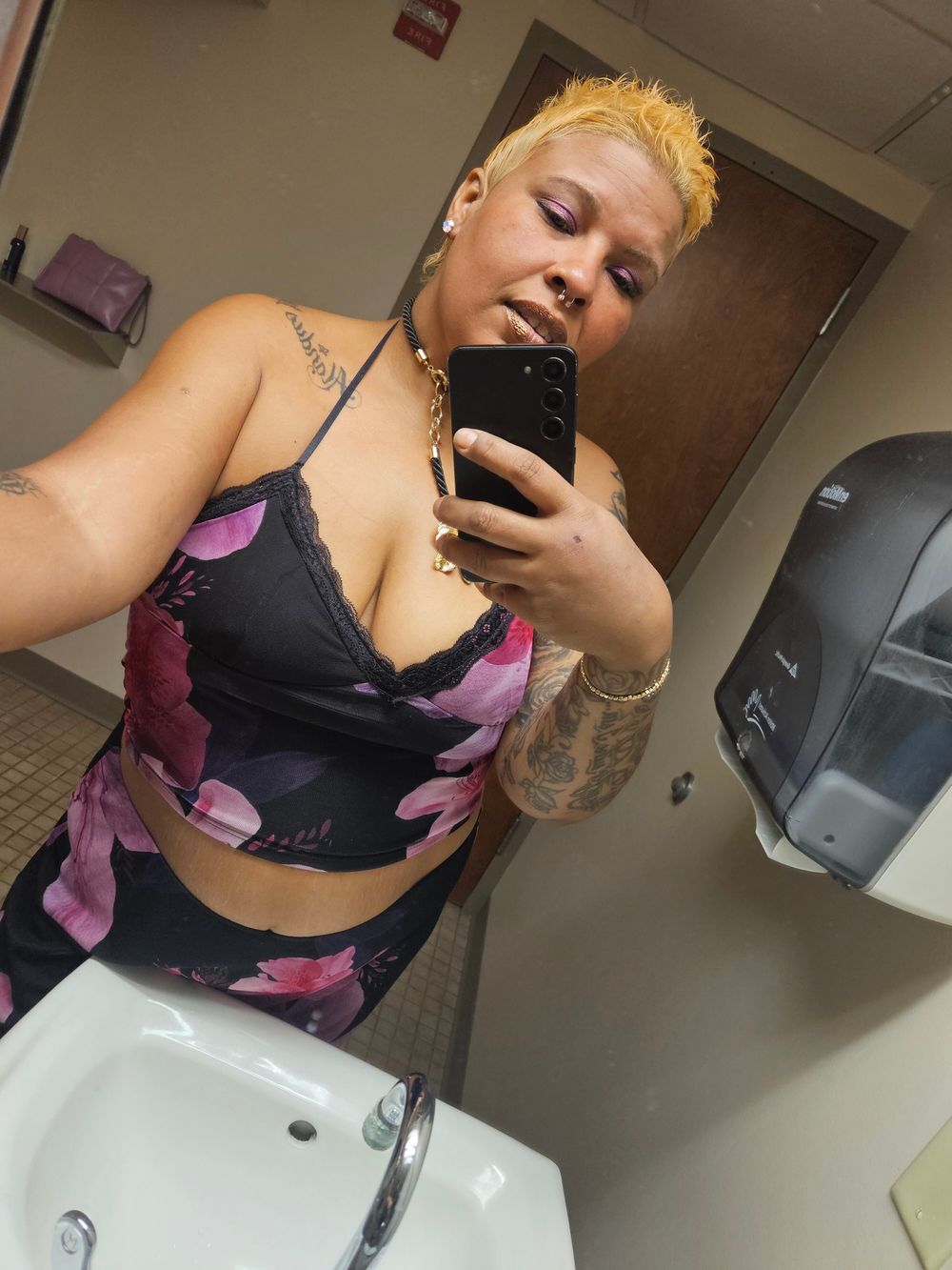 ladyauthor OnlyFans profile picture