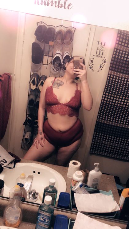 lucyrose0420 OnlyFans picture