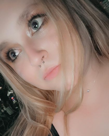 hazy.violet OnlyFans picture