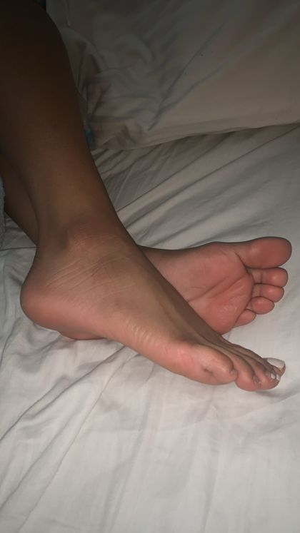 dani.black.feet OnlyFans picture
