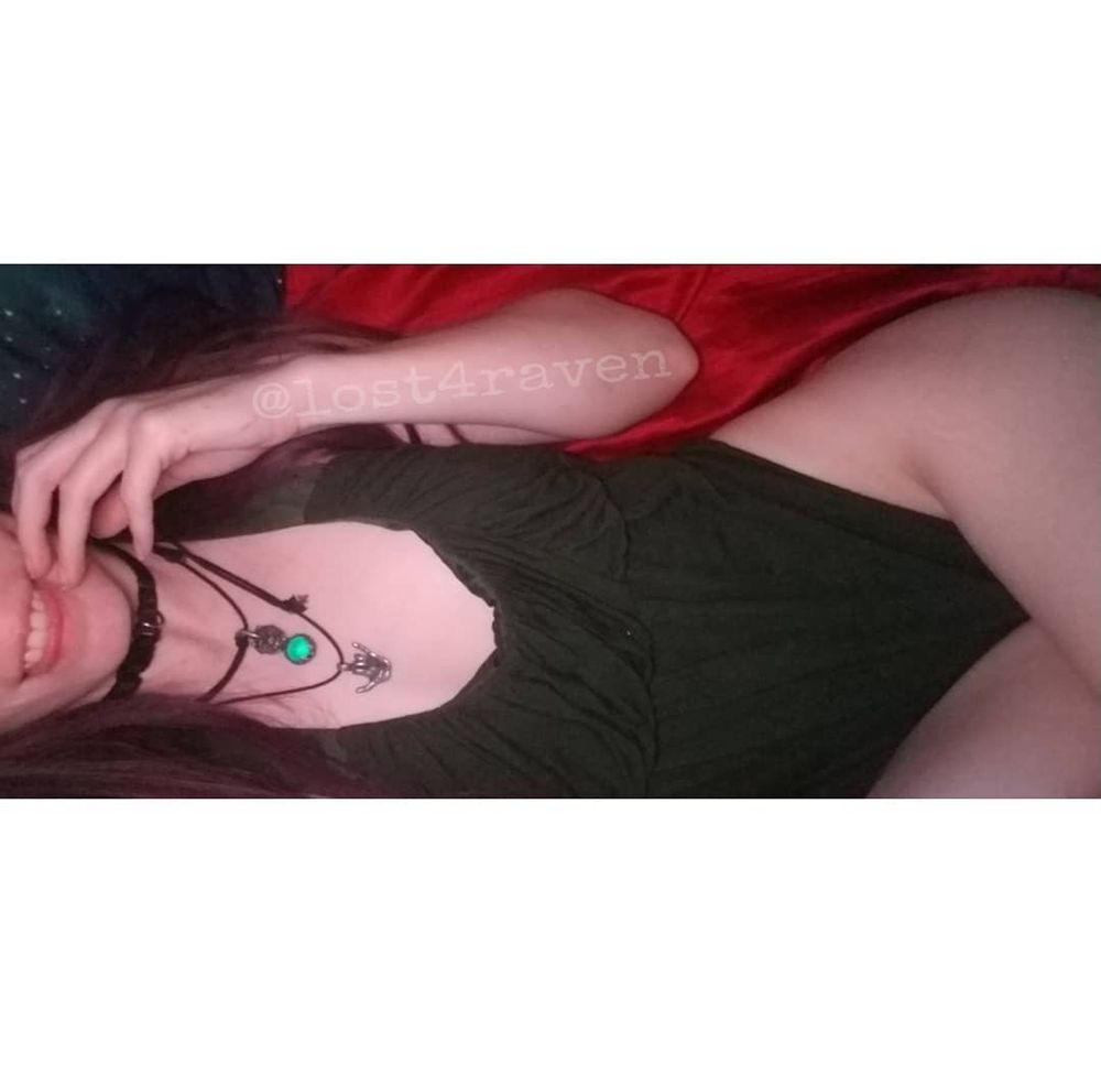 hey.lost4raven OnlyFans profile picture