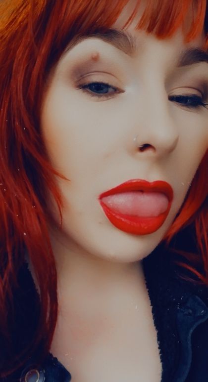 ginger_momnextdoor OnlyFans picture