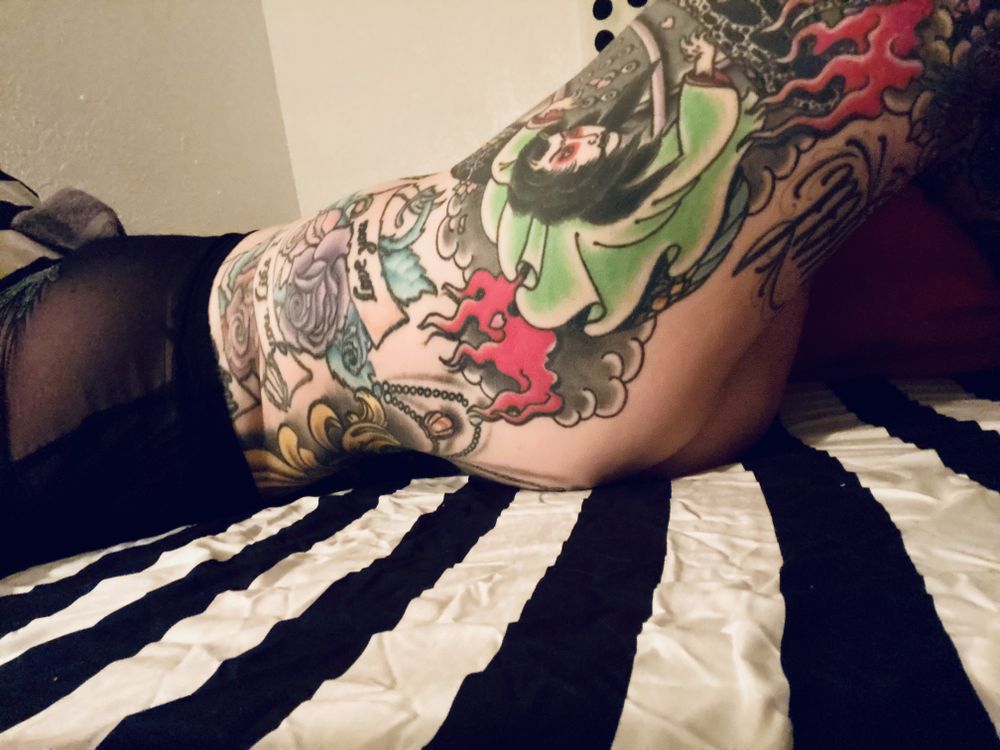 helavetime OnlyFans profile picture