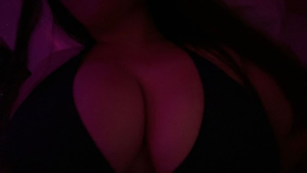 tzoavva OnlyFans profile picture