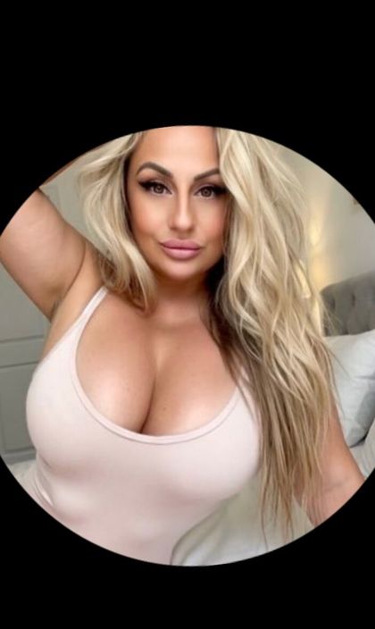 lovemystepmom OnlyFans picture