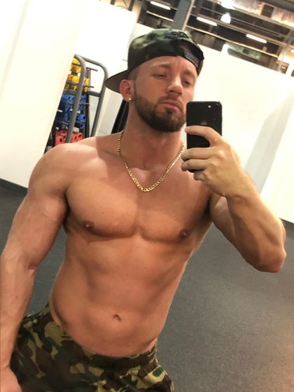 rossrayn OnlyFans picture