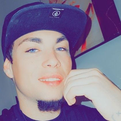u246866766 OnlyFans picture