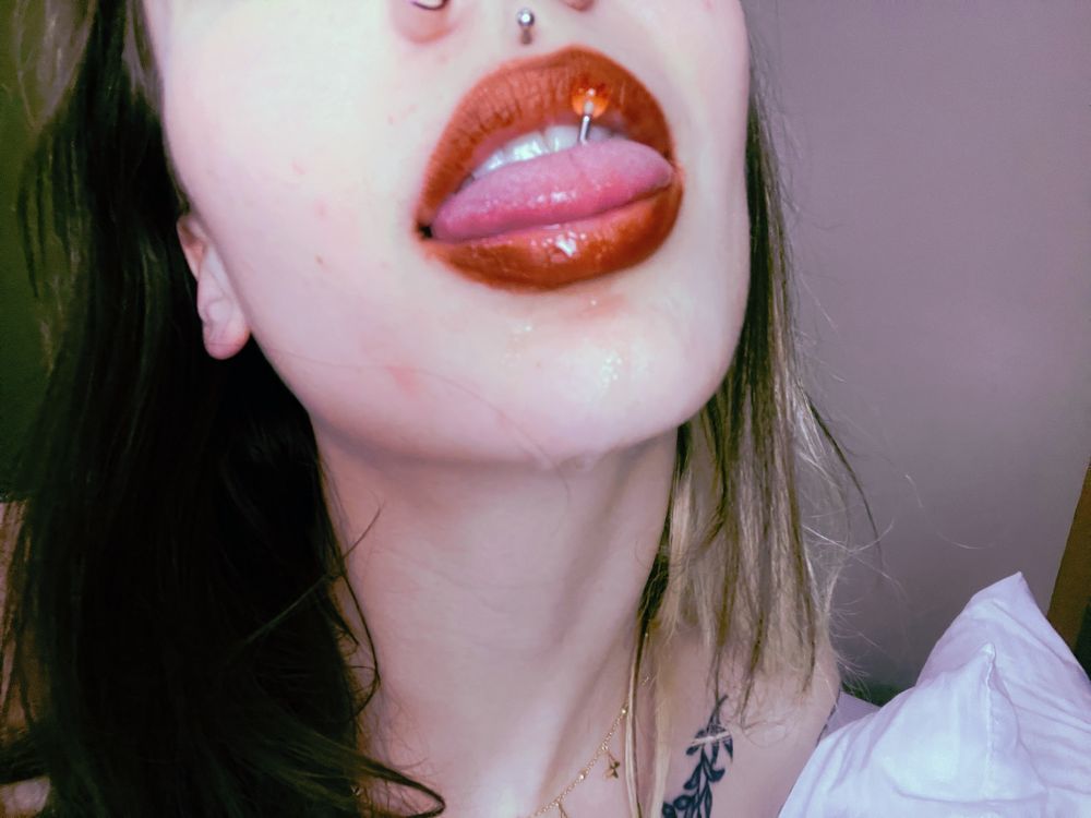 ann_ophelia OnlyFans profile picture
