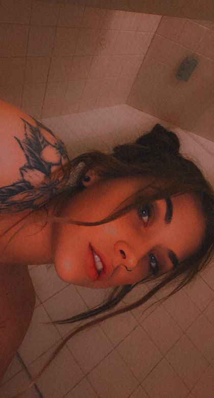 mollypopzfree OnlyFans picture