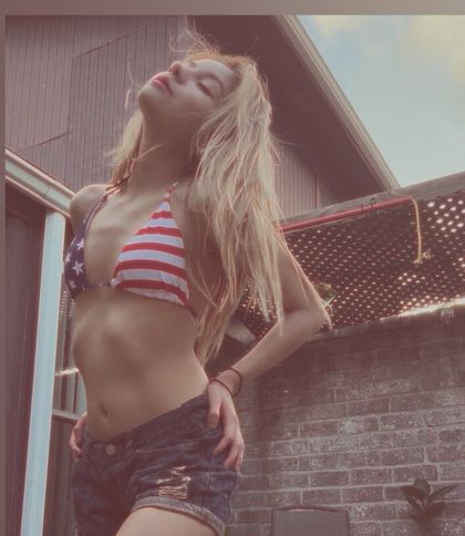 cherrybombsterling OnlyFans picture