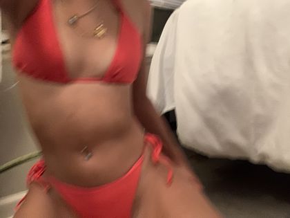 badbunnyx OnlyFans picture