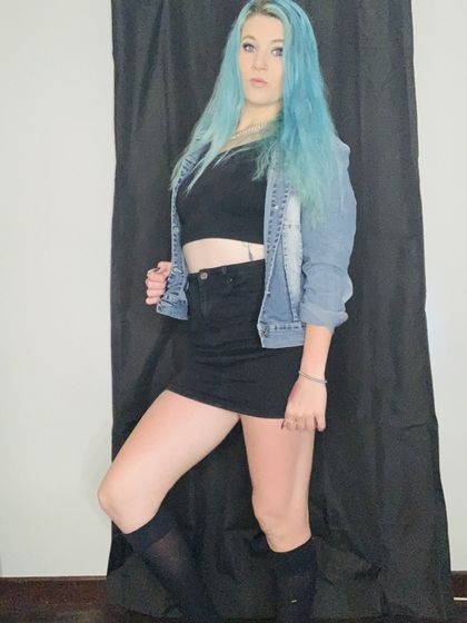 hollyunhinged4u OnlyFans picture