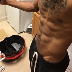 🍆🍆