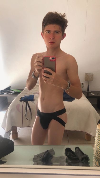 marcusbarrera96 OnlyFans picture