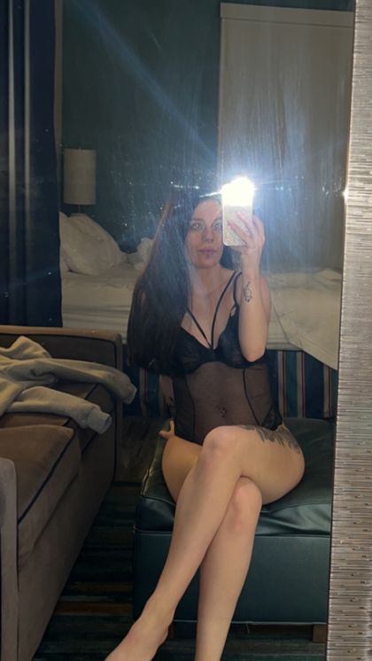 paigehoney12 OnlyFans picture