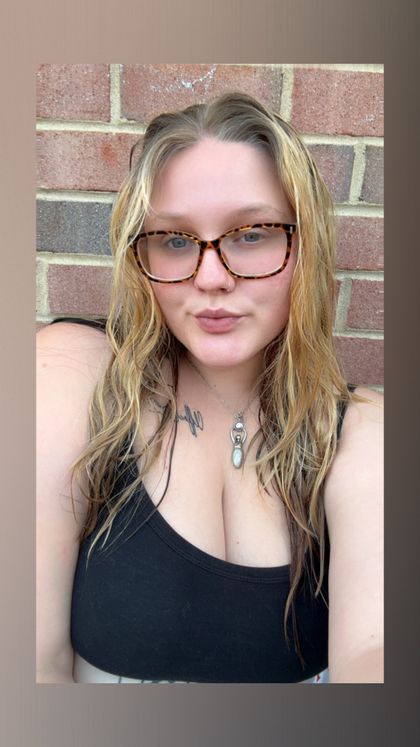 prettyreindeer OnlyFans picture