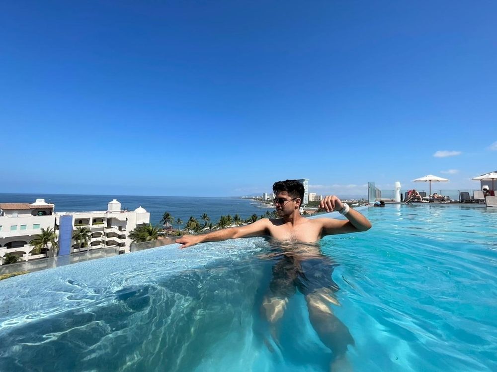 est1peter OnlyFans profile picture