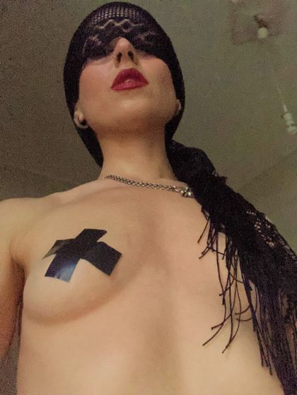 mistressariss OnlyFans picture