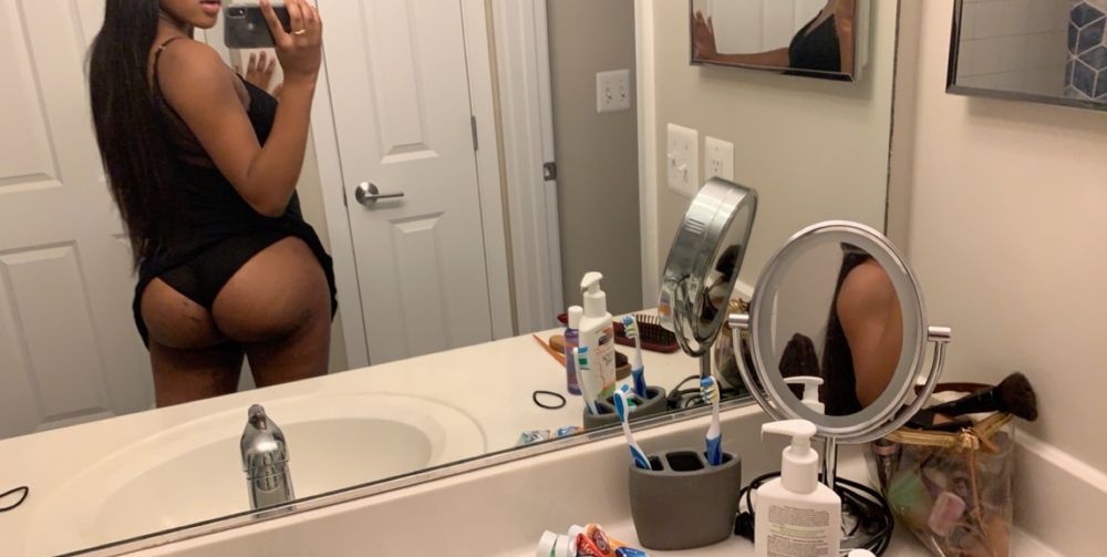 vicky_secrets3 OnlyFans profile picture
