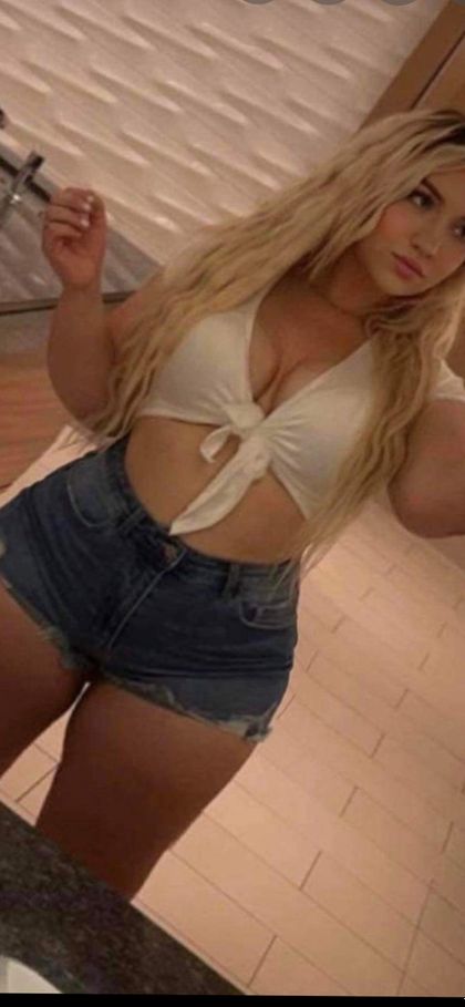 mrs.kattycakes OnlyFans picture