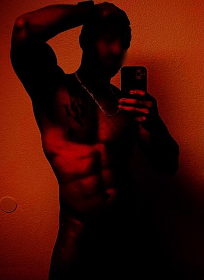 latenightmessages OnlyFans picture