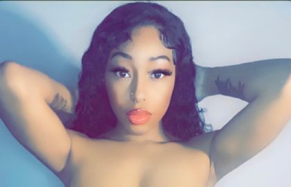 queenielovee2 OnlyFans picture