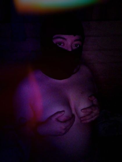 fuegopurrrpura OnlyFans picture