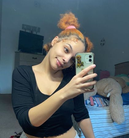 Best Hot Xoxo Jade OnlyFans Accounts | FansMetrics.com