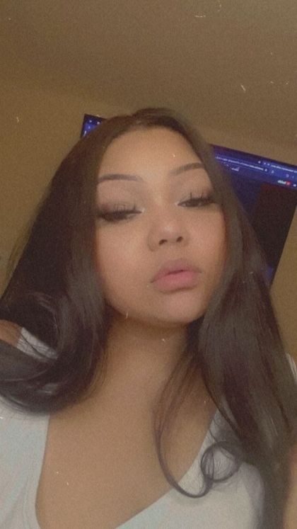 naughtylillex OnlyFans picture