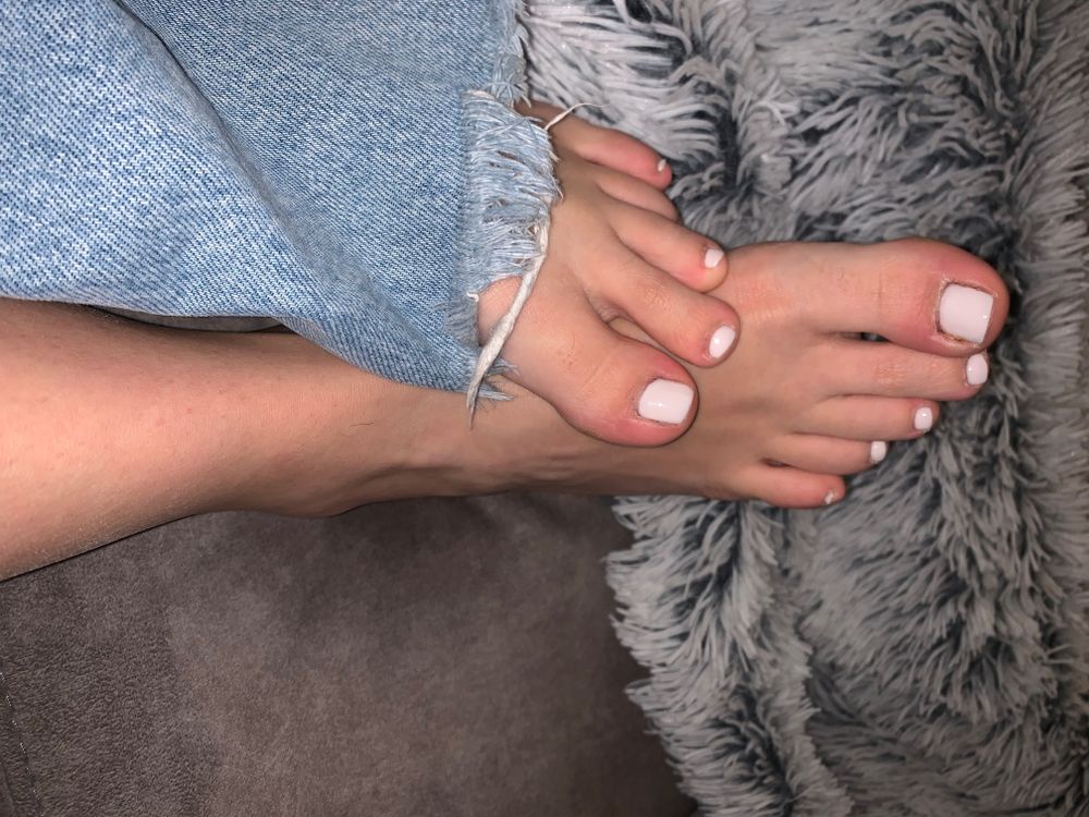 lovelyfeetia OnlyFans profile picture