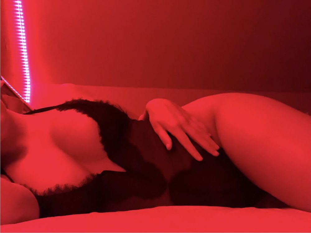 rosesarered33 OnlyFans profile picture