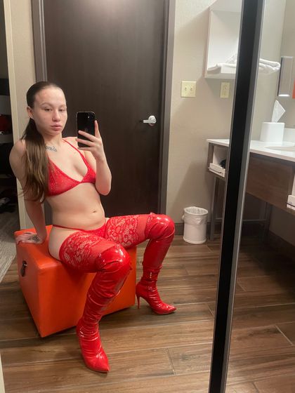 bonnieeluv OnlyFans picture