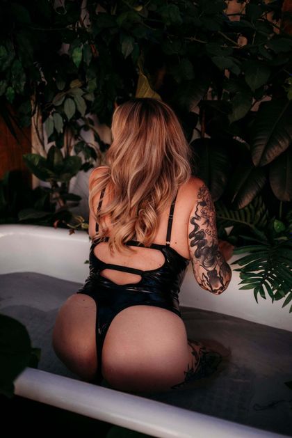 justyouraverage.mama OnlyFans picture
