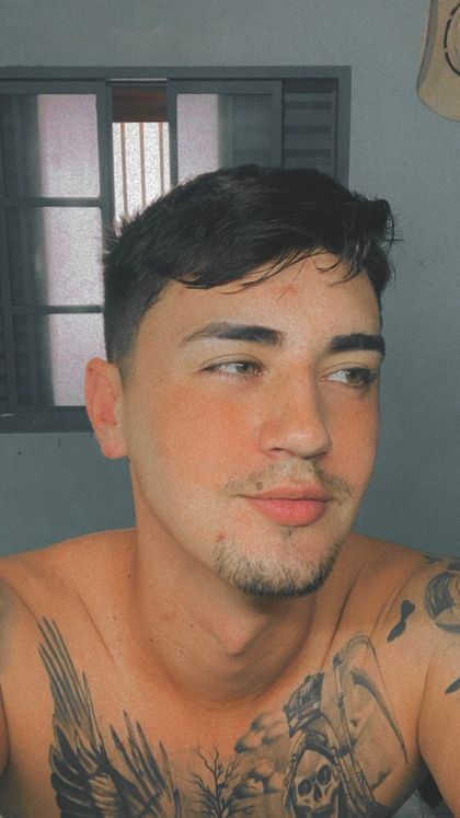 valmirr OnlyFans picture
