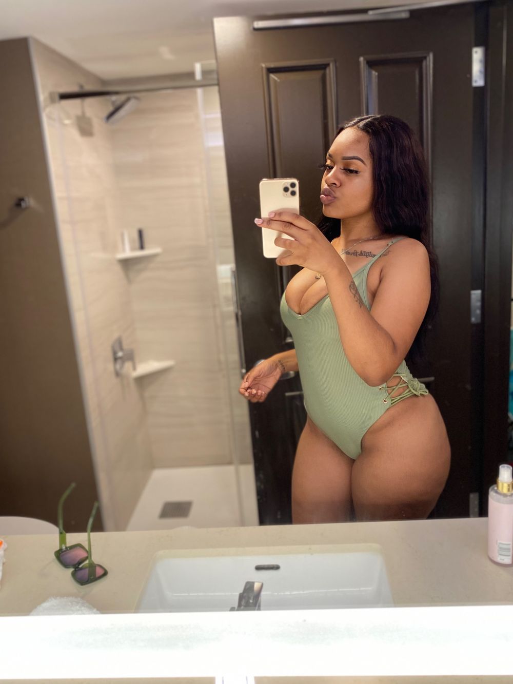 whatst OnlyFans profile picture