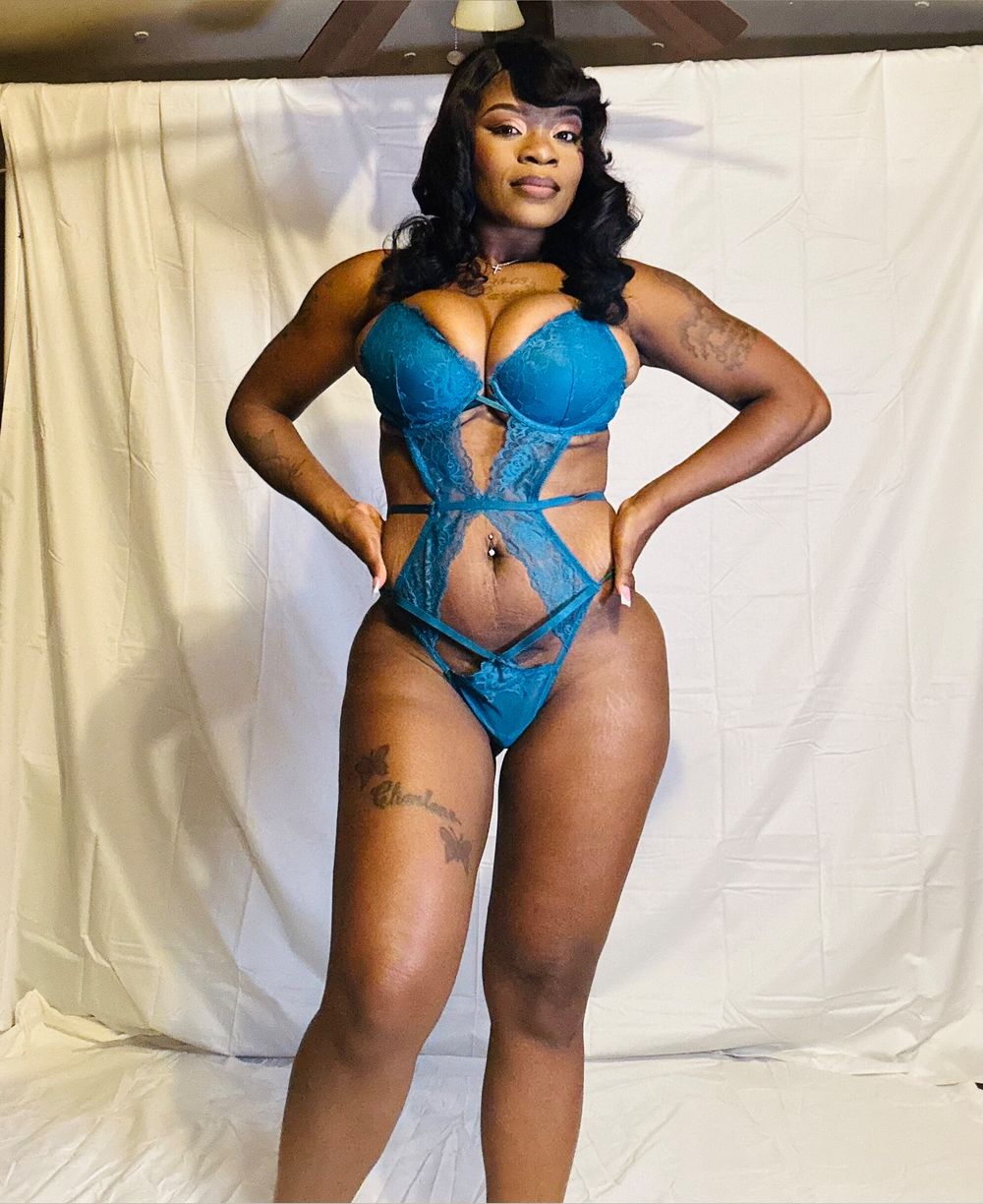 vivanova1990 OnlyFans profile picture