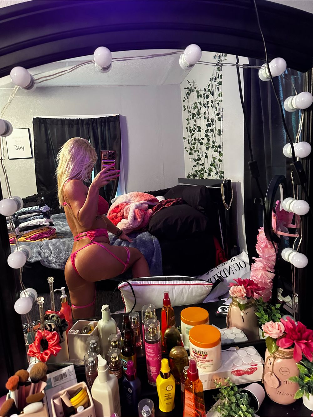 blondebaby27 OnlyFans profile picture