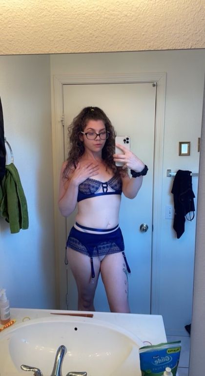 expensiveprettypink OnlyFans picture