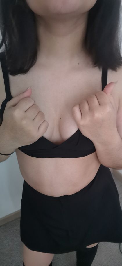rosieposieeee OnlyFans picture