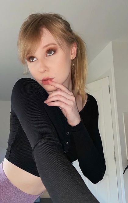 nikkyhellokitty OnlyFans picture