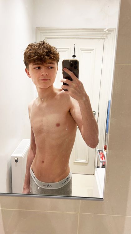 cezthetwink OnlyFans picture